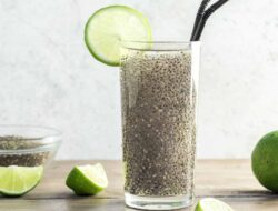 Terlalu Banyak Konsumsi Chia Seed Bahaya Bagi Kesehatan? Ini Faktanya