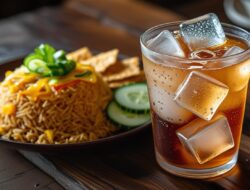 Bukan Cuma Mitos! Minum Teh Bareng Makanan Bisa Bikin Gagal Nyerap Gizi Penting!