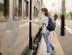 Liburan Anti Ribet! Rahasia Perjalanan Kereta Api Nyaman dan Anti Stres yang Wajib Kamu Tahu