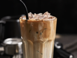 Minum Kopi Susu Gula Aren Aman untuk Kesehatan? Cek Penjelasannya