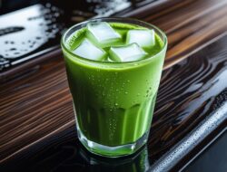 Apa Bedanya Matcha dan Green Tea? Serupa Tapi Tak Sama