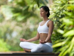 Bedanya Yoga dan Cardio untuk Kesehatan Mental
