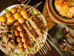 5 Street Food Wajib Coba di Jogja, Bukan Cuma Gudeg!